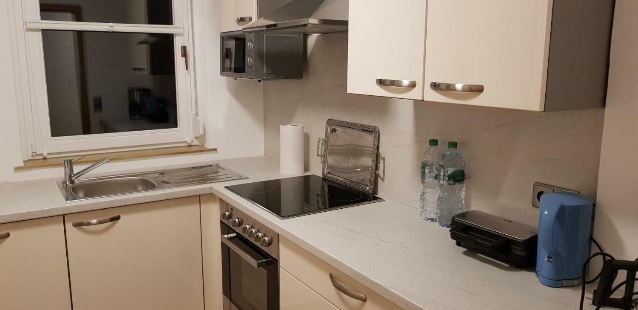 Outletcity Ferienwohnung Apartment 2 Metzingen  Eksteriør bilde